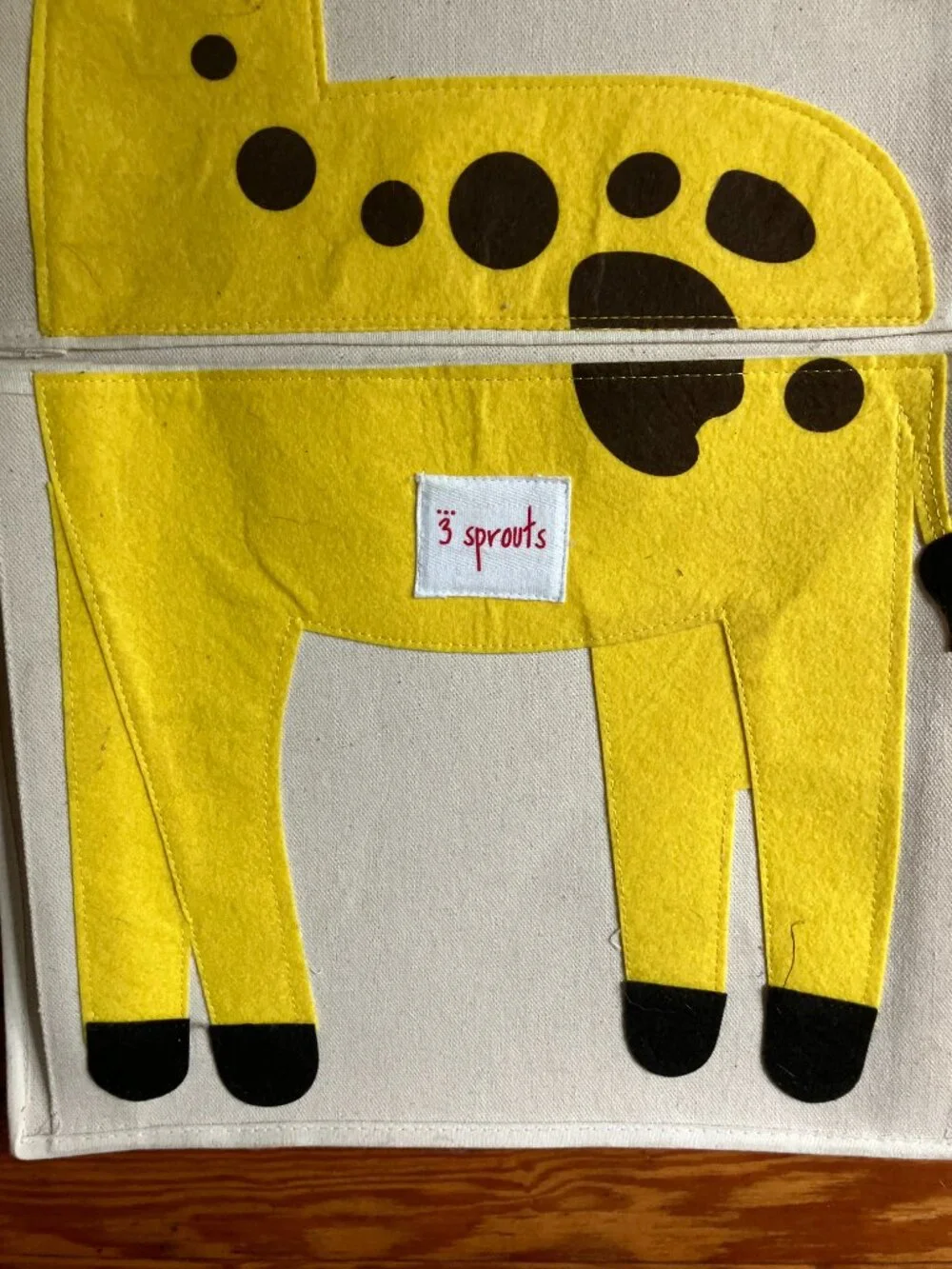 3 Sprouts Giraffe Hanging Wall Organizer 3 Pocket Nursery Toy Storage Canvas